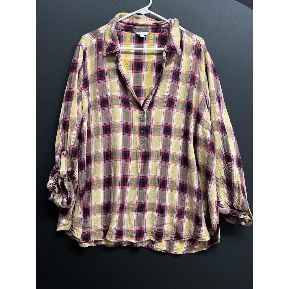 Cato Woman 22/24w Top Roll Tab Sleeves Plaid